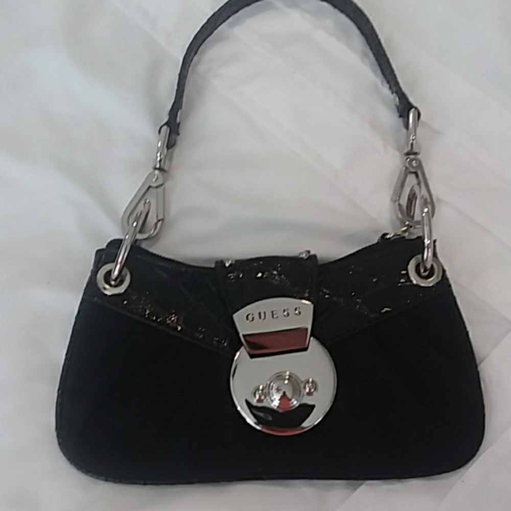 Wristlet